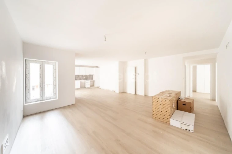 Apartamento T3 para Venda em Fundão, Valverde, Donas, A. Joanes, A. Nova Cabo