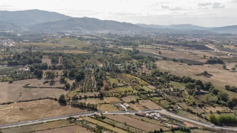 Terreno para Venda em Fundão, Valverde, Donas, A. Joanes, A. Nova Cabo