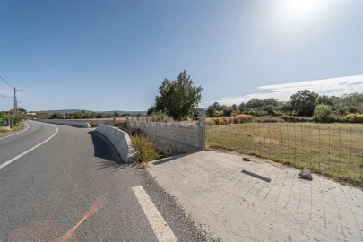 Terreno para Venda em Fundão, Valverde, Donas, A. Joanes, A. Nova Cabo