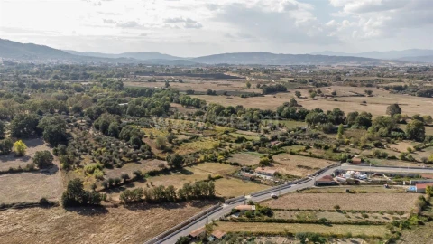 Terreno para Venda em Fundão, Valverde, Donas, A. Joanes, A. Nova Cabo