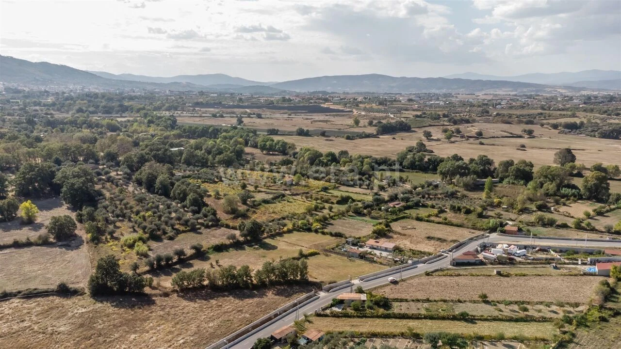 Terreno para Venda em Fundão, Valverde, Donas, A. Joanes, A. Nova Cabo Foto 11