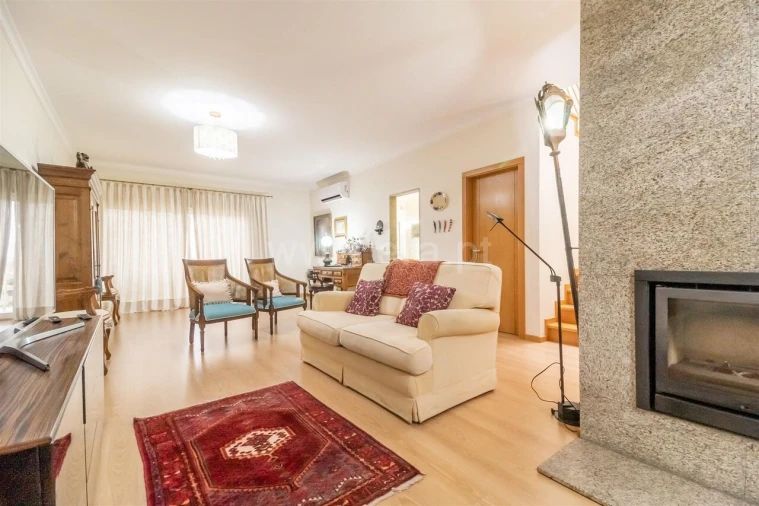 Moradia T4 para Venda em Fundão, Valverde, Donas, A. Joanes, A. Nova Cabo Foto 7