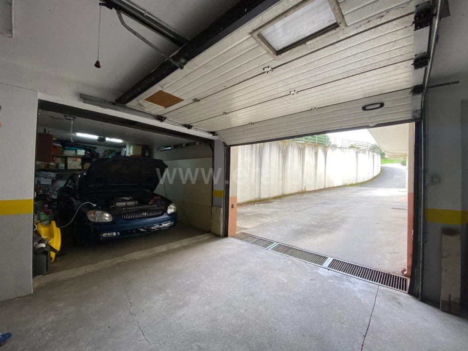 Garagem para Venda em Fundão, Valverde, Donas, A. Joanes, A. Nova Cabo Foto 1