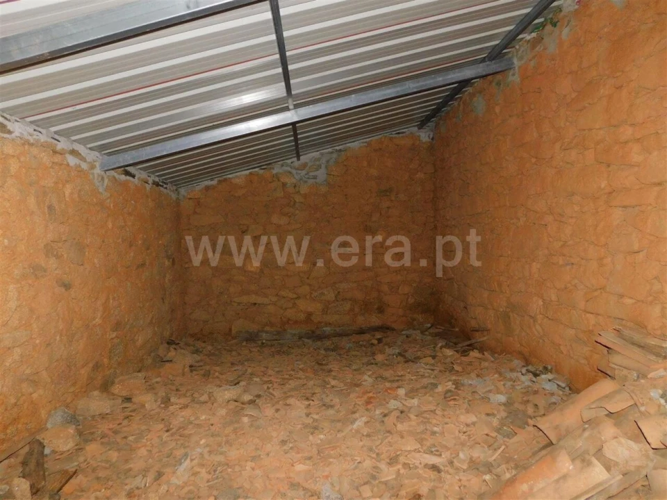 Quinta T1 para Venda em Vale de Prazeres e Mata da Rainha Foto 12