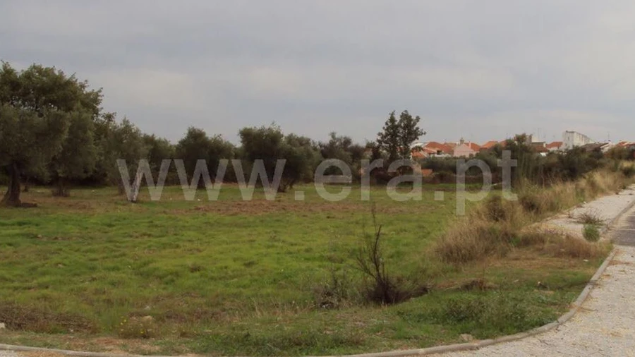 Terreno para Venda em Póvoa de Atalaia e Atalaia do Campo