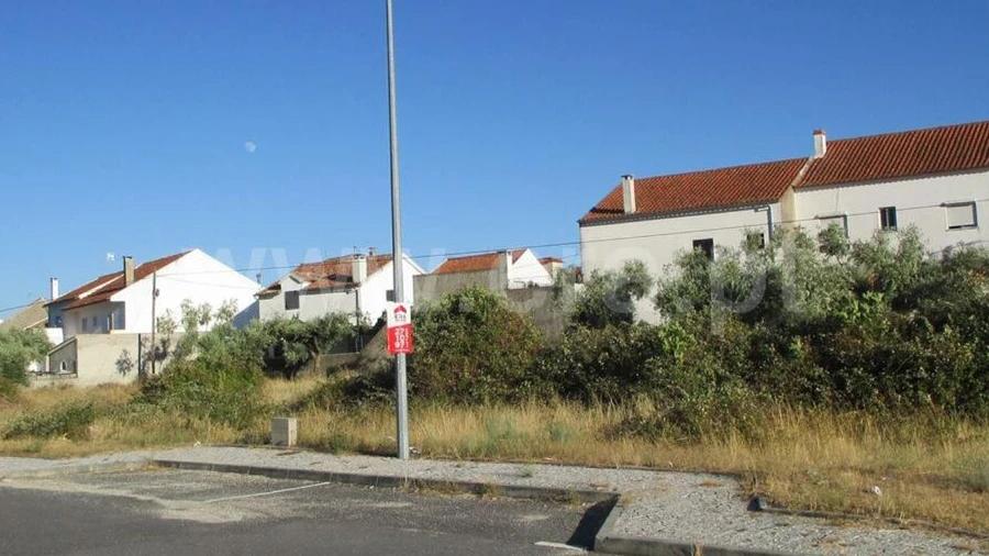 Terreno para Venda em Póvoa de Atalaia e Atalaia do Campo