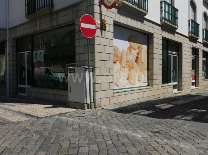 Loja para Venda em Fundão, Valverde, Donas, A. Joanes, A. Nova Cabo Foto 2