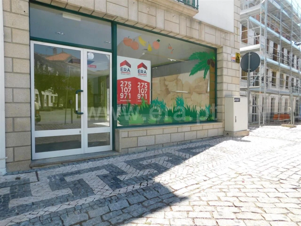 Loja para Venda em Fundão, Valverde, Donas, A. Joanes, A. Nova Cabo Foto 1