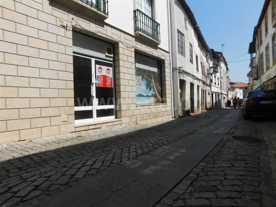 Loja para Venda em Fundão, Valverde, Donas, A. Joanes, A. Nova Cabo Foto 1