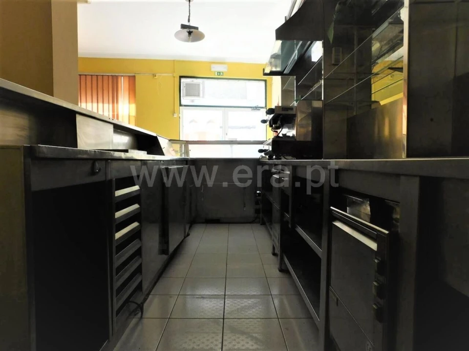 Loja para Venda em Fundão, Valverde, Donas, A. Joanes, A. Nova Cabo Foto 7