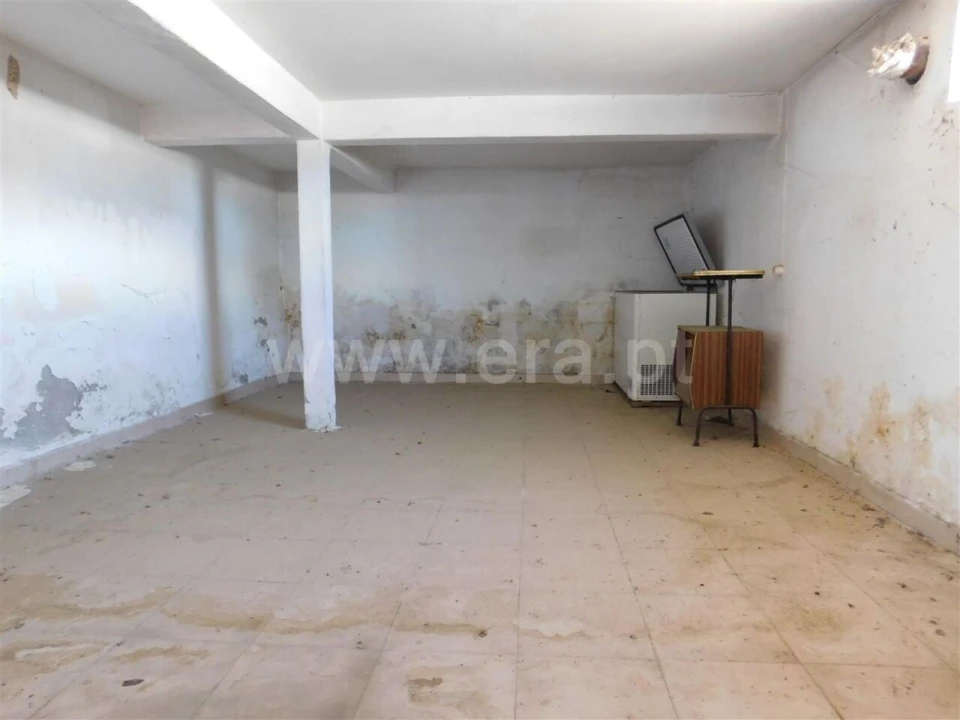 Quinta T0 para Venda em Vale de Prazeres e Mata da Rainha Foto 10