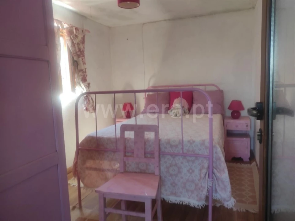 Moradia T3 para Venda em Vale de Prazeres e Mata da Rainha Foto 3