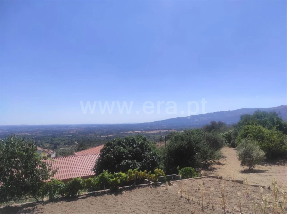 Moradia T3 para Venda em Vale de Prazeres e Mata da Rainha Foto 19