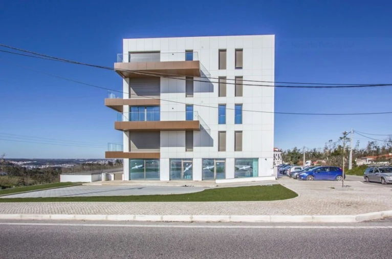 Apartamento T2 para Venda em Marrazes e Barosa Foto 2