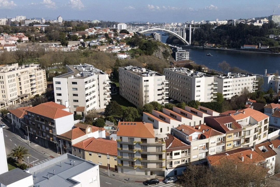 Apartamento T3 para Venda em Lordelo do Ouro e Massarelos Foto 2