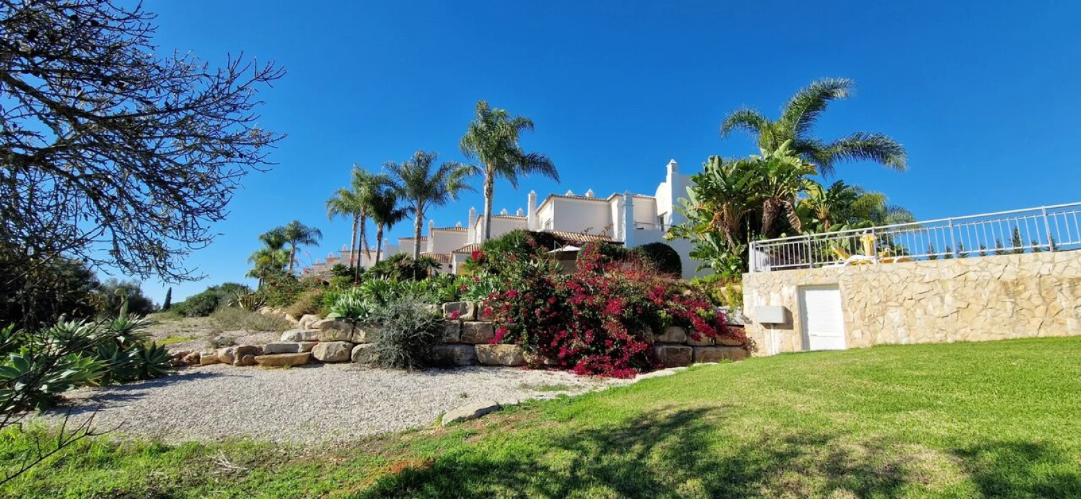 Moradia T2 para Venda em Estômbar e Parchal Foto 40