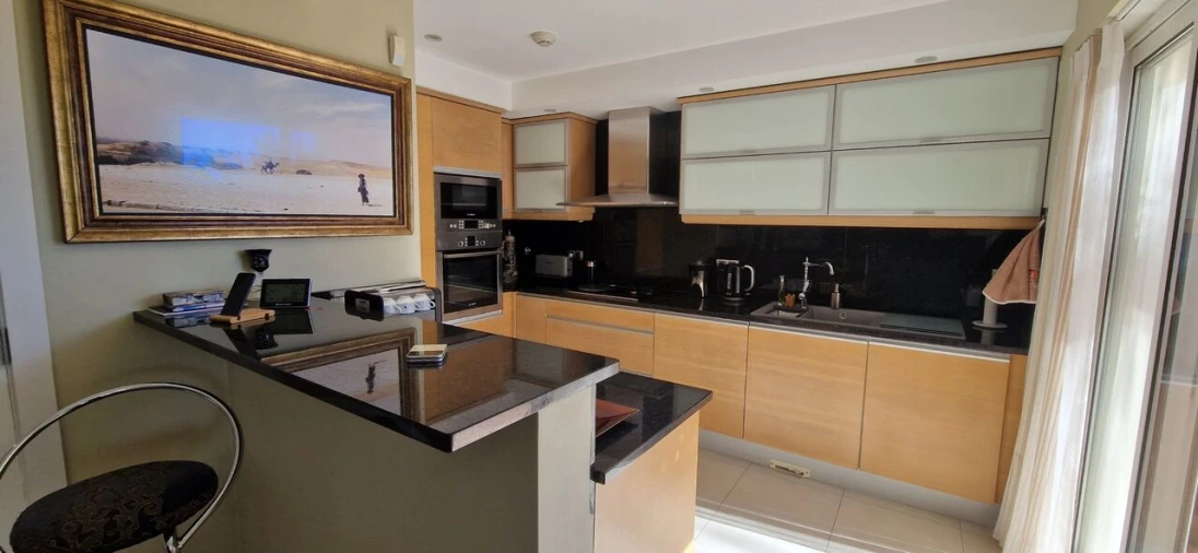 Moradia T2 para Venda em Estômbar e Parchal Foto 8