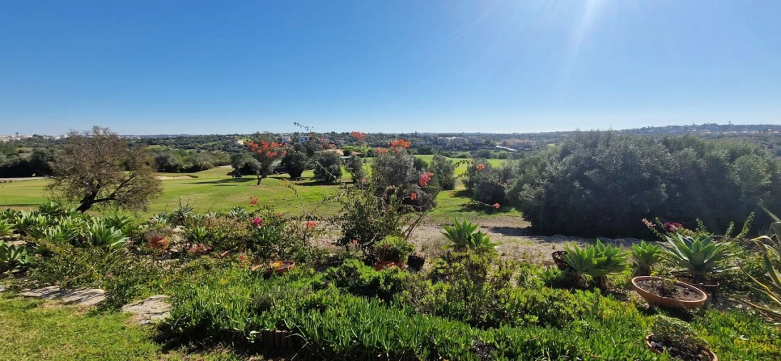 Moradia T2 para Venda em Estômbar e Parchal Foto 13