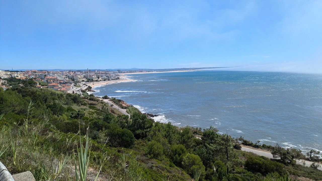 Loja para Venda em Buarcos Foto 2