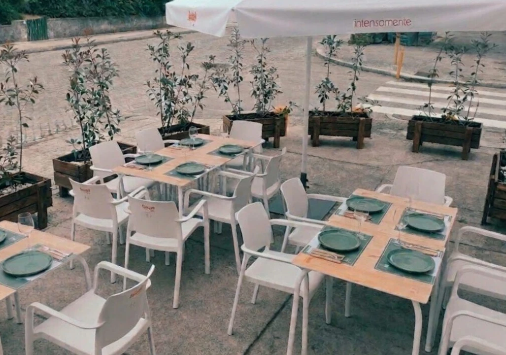 Loja para Trespasse em Mindelo Foto 1