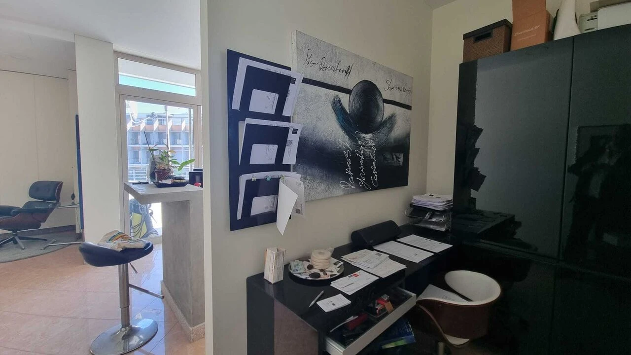 Escritório para Trespasse em Darque Foto 18