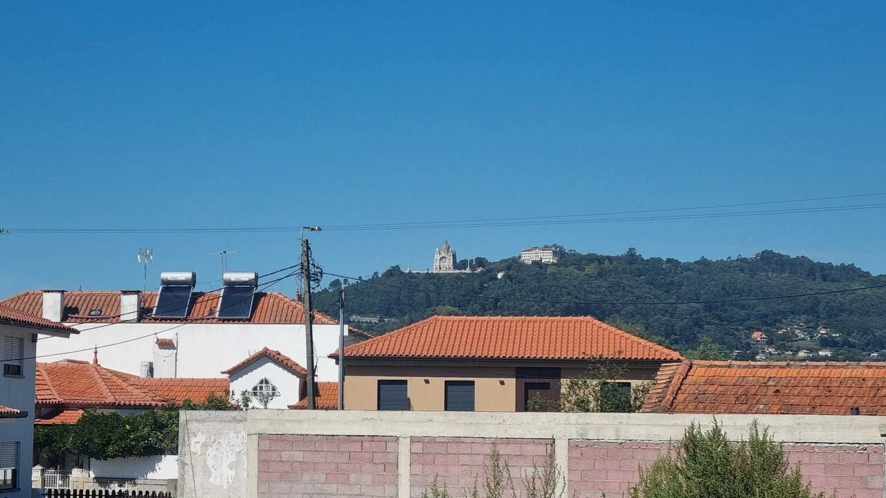 Escritório para Trespasse em Darque Foto 31