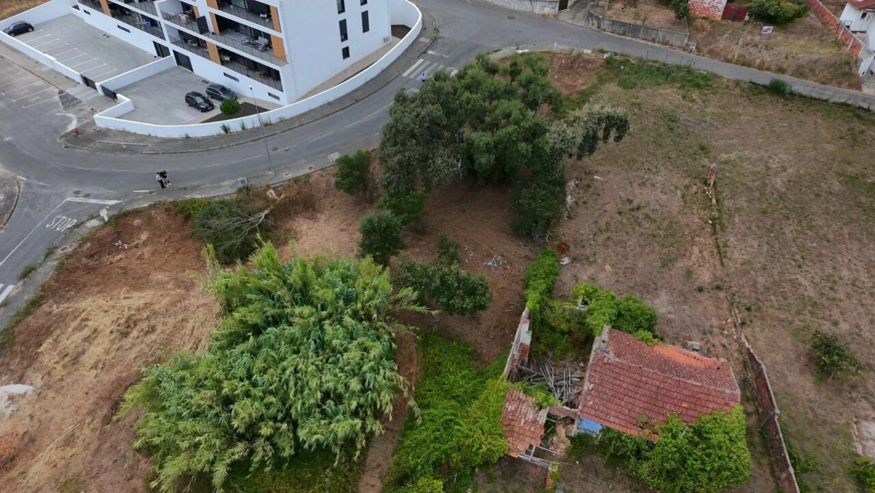 Terreno para Venda em Marrazes e Barosa Foto 5