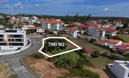 Terreno para Venda em Marrazes e Barosa
