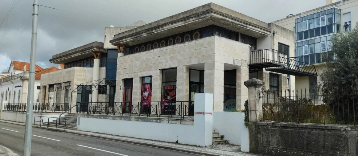 Loja para Arrendamento em Alcanena e Vila Moreira Foto 2