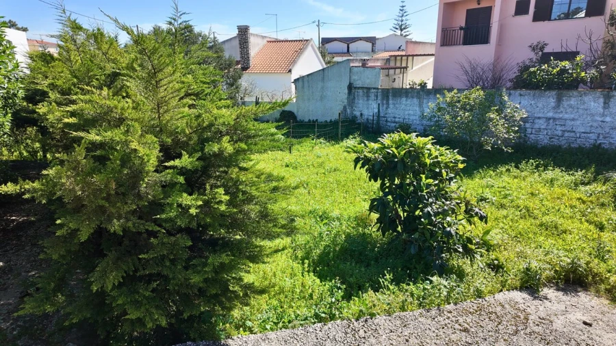 Terreno para Venda em Charneca de Caparica e Sobreda Foto 7