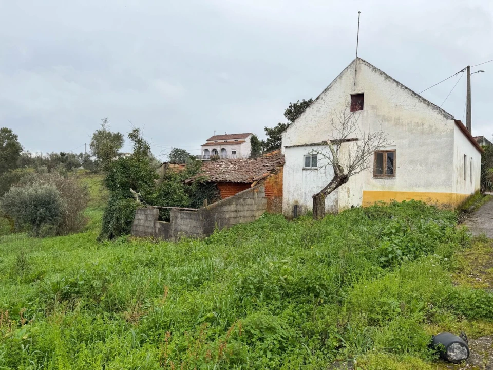 Moradia T4 para Venda em Aldeia do Mato e Souto Foto 2
