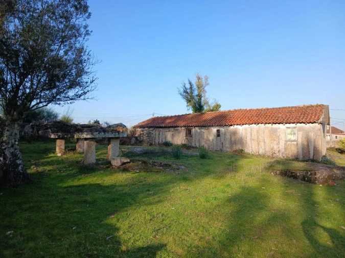 Moradia T2 para Venda em Troporiz e Lapela Foto 7