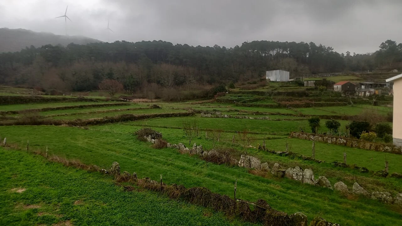 Moradia T2 para Venda em Anhões e Luzio Foto 6