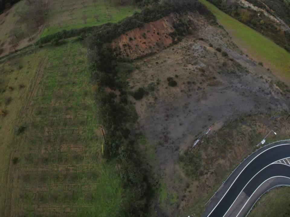 Terreno para Venda em Podence e Santa Combinha Foto 1