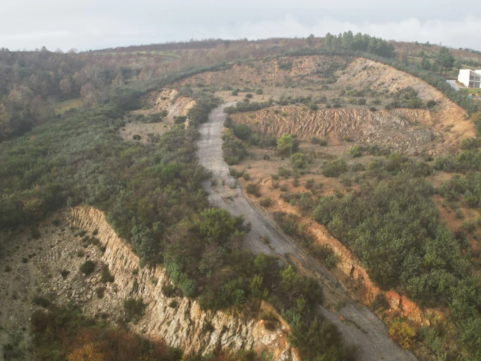 Terreno para Venda em Podence e Santa Combinha Foto 7