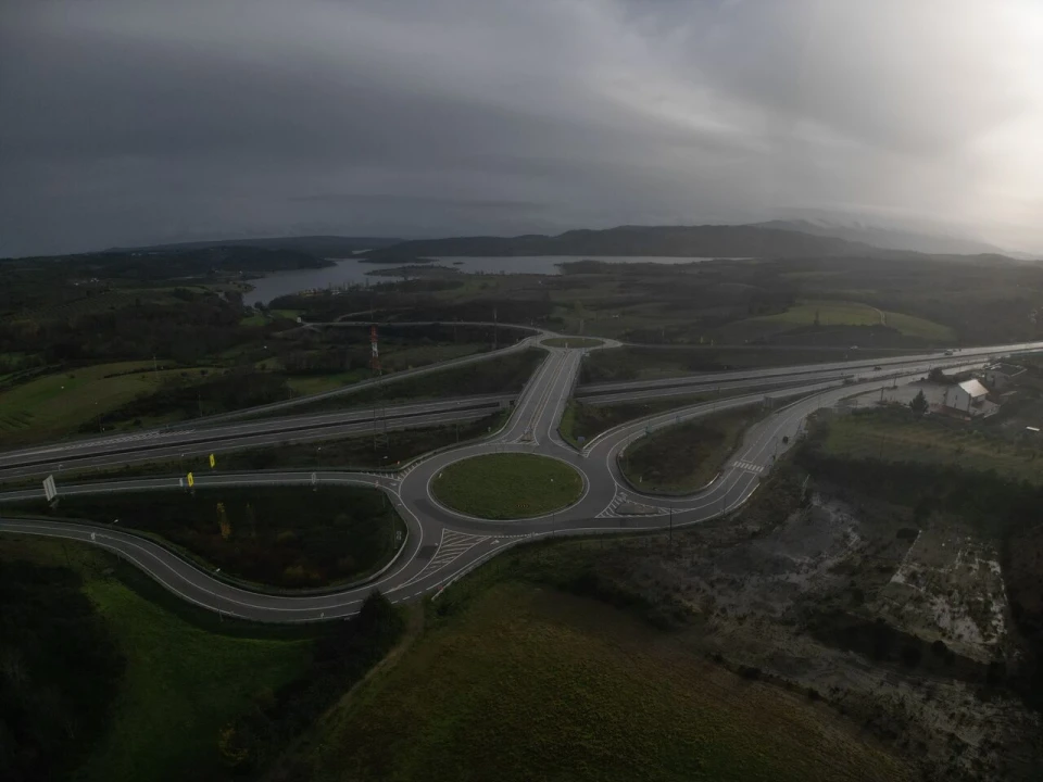 Terreno para Venda em Podence e Santa Combinha Foto 9