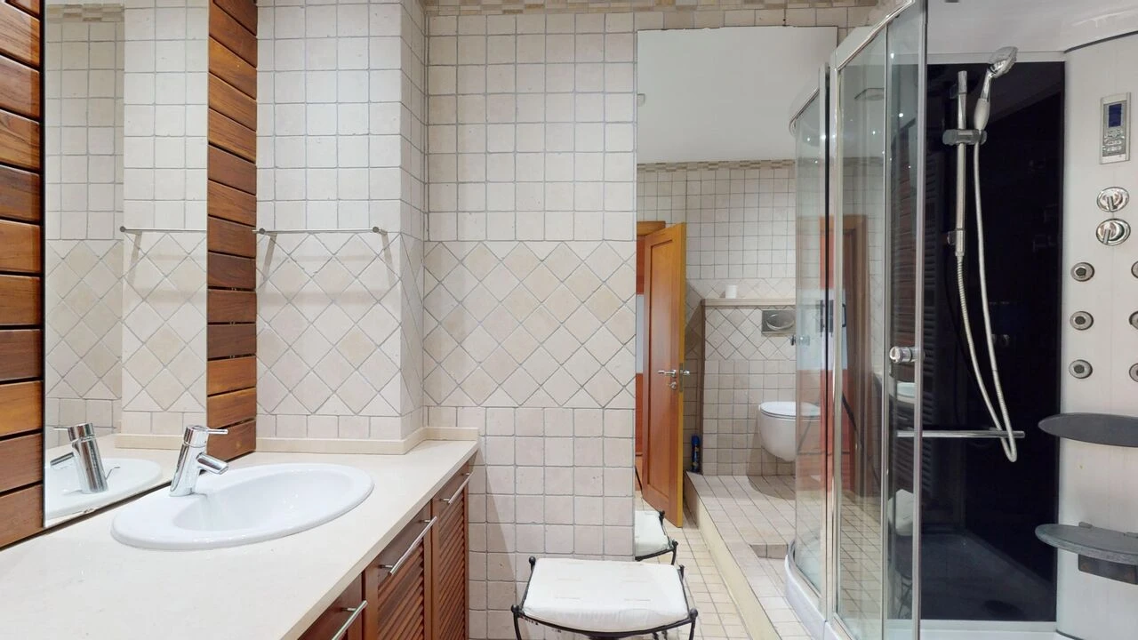 Apartamento T3 para Venda em Estômbar e Parchal Foto 18