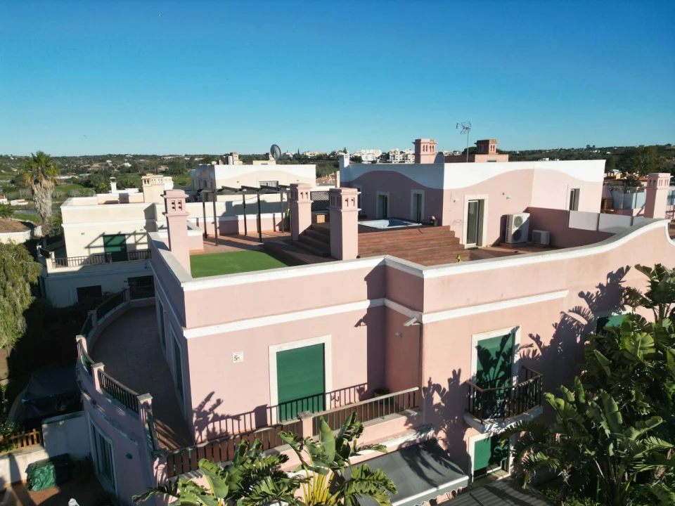 Apartamento T3 para Venda em Estômbar e Parchal Foto 7