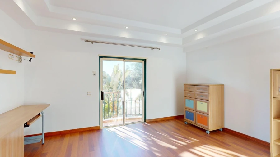 Apartamento T3 para Venda em Estômbar e Parchal Foto 22