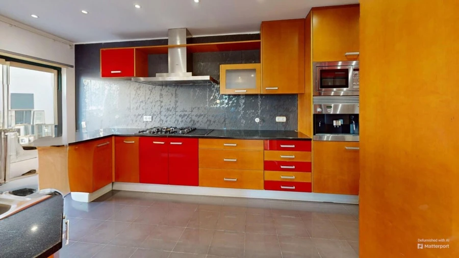 Apartamento T3 para Venda em Estômbar e Parchal Foto 29