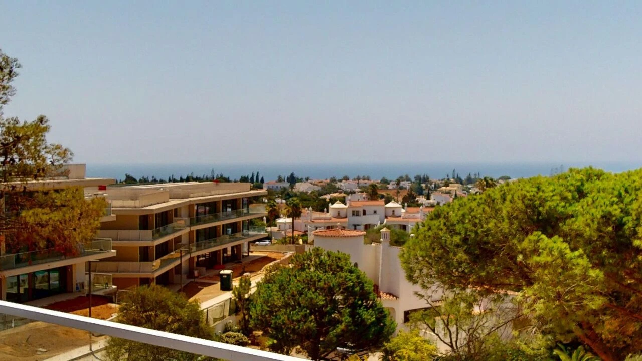 Apartamento T4 para Venda em Lagoa e Carvoeiro Foto 1