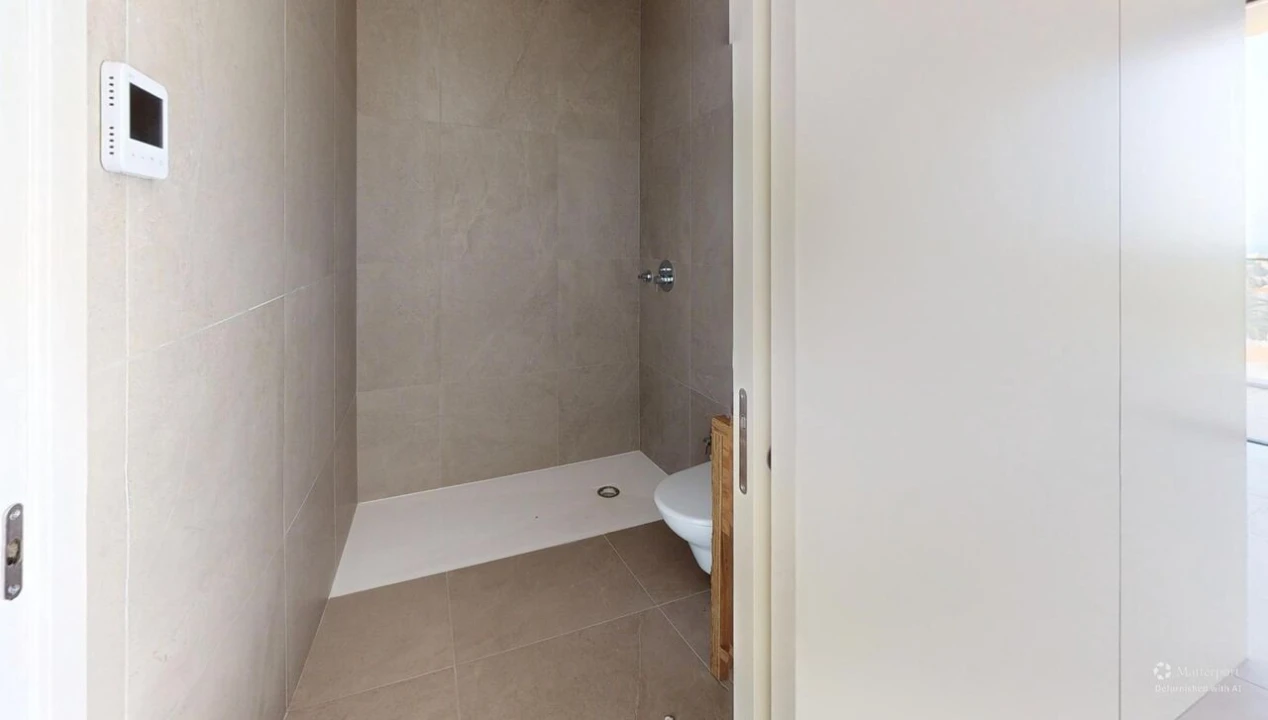 Apartamento T4 para Venda em Lagoa e Carvoeiro Foto 14