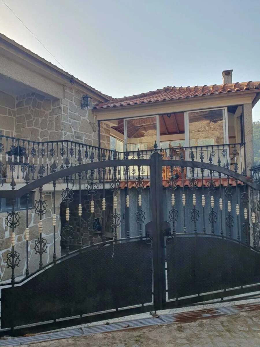 Moradia T3 para Venda em Alvora e Loureda Foto 18