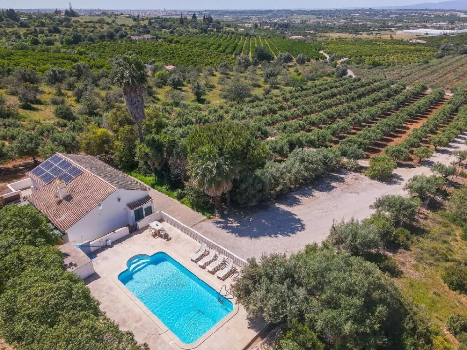 Moradia T6 para Venda em Lagoa e Carvoeiro Foto 1