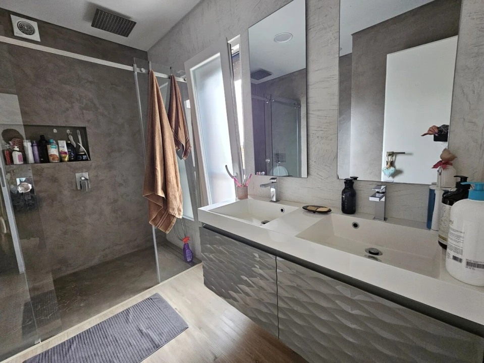 Moradia T5 para Venda em A dos Cunhados e Maceira Foto 39