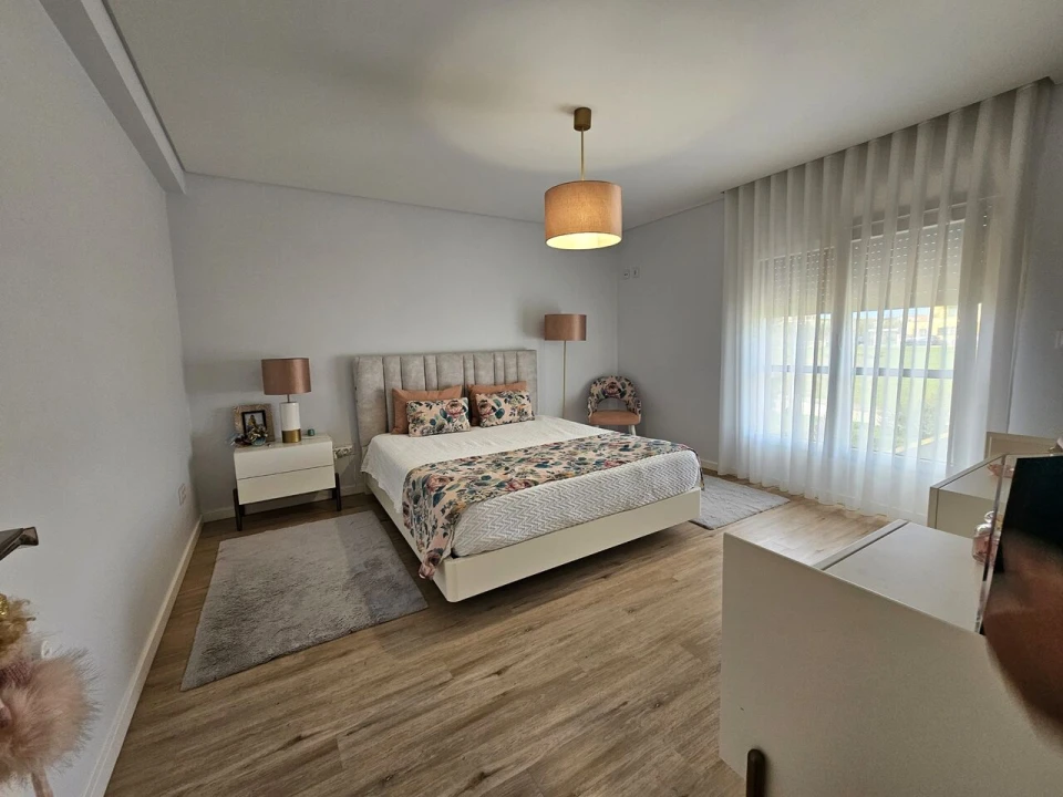 Moradia T5 para Venda em A dos Cunhados e Maceira Foto 46