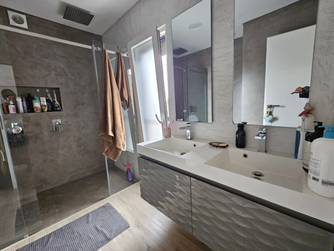 Moradia T5 para Venda em A dos Cunhados e Maceira Foto 39