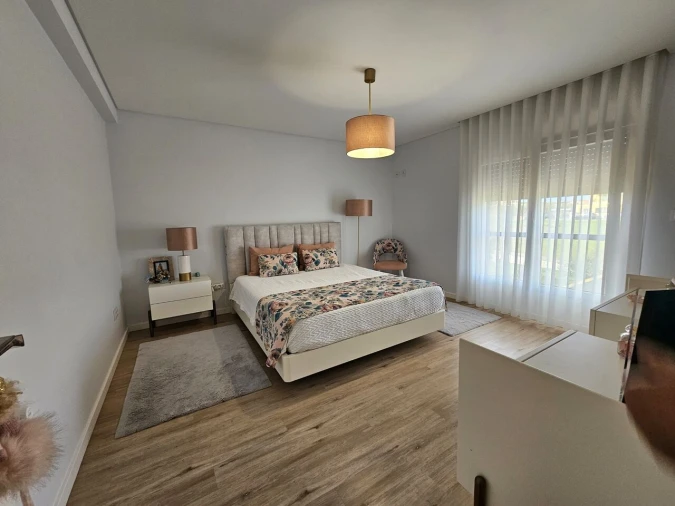 Moradia T5 para Venda em A dos Cunhados e Maceira Foto 46