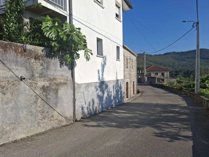 Moradia T2 para Venda em Ceivães e Badim Foto 3
