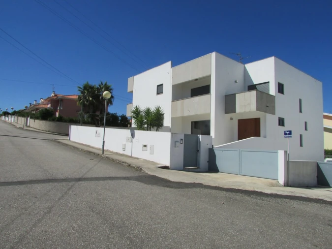 Moradia T4 para Venda em Valença, Cristelo Covo e Arão Foto 3